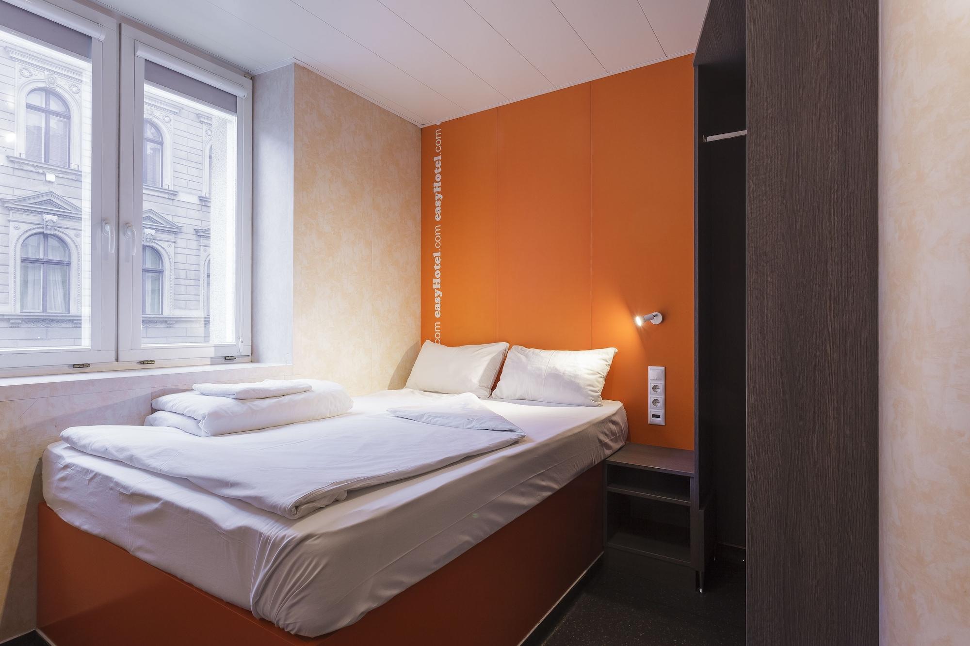 easyHotel Budapest Oktogon Eksteriør bilde